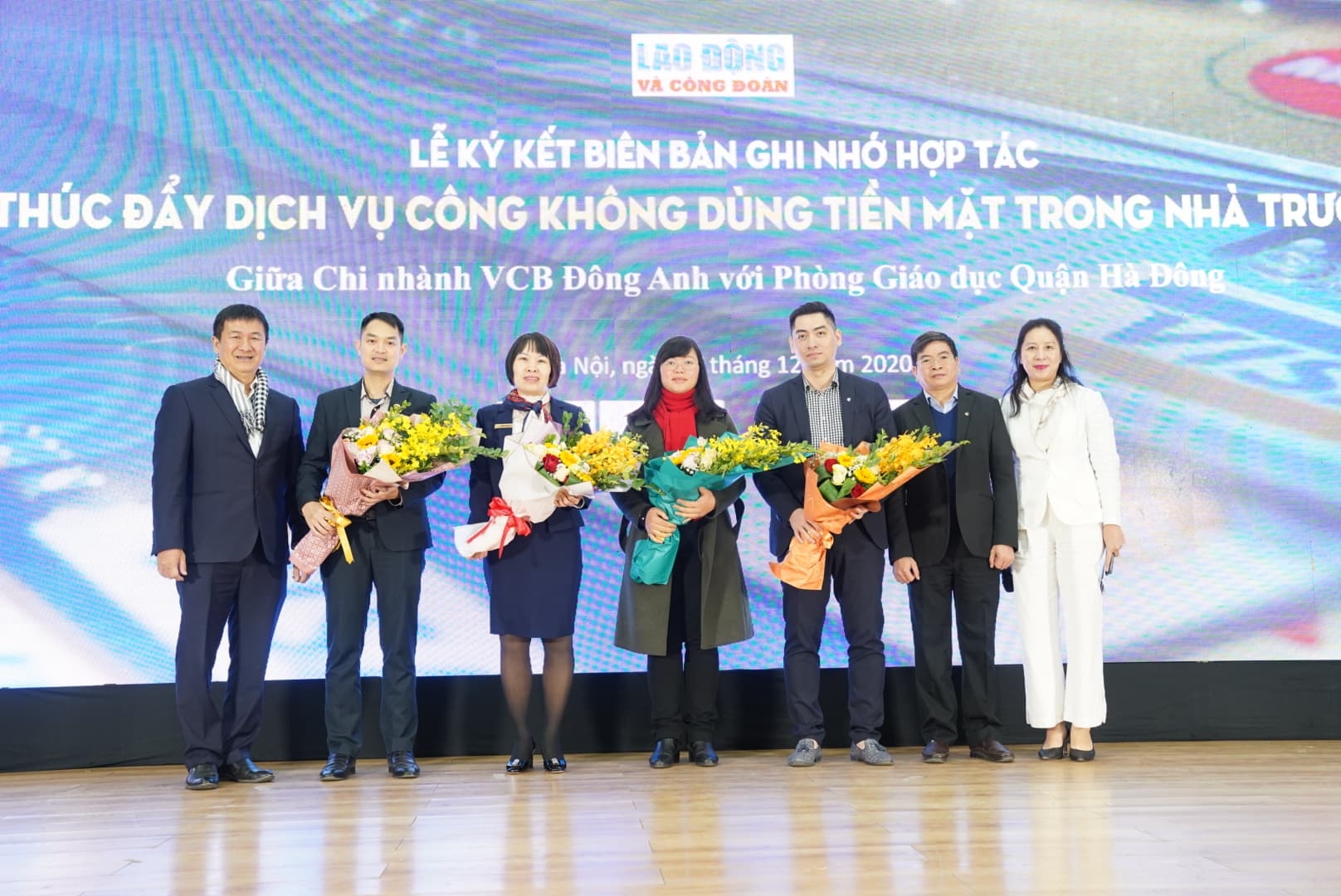 Thúc đẩy dịch vụ công không tiền mặt trong ngành Giáo dục