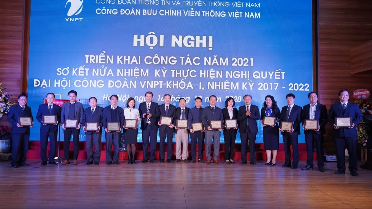 Thu nhập bình quân của VNPT gần 24 triệu đồng/người