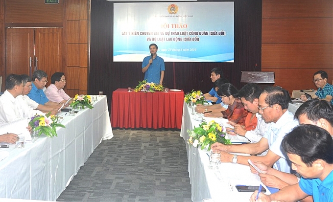 Lấy ý kiến nhân dân về dự thảo Luật Công đoàn sửa đổi lay y kien ve du thao luat cong doan sua doi gop phan doi moi hoat dong cong doan
