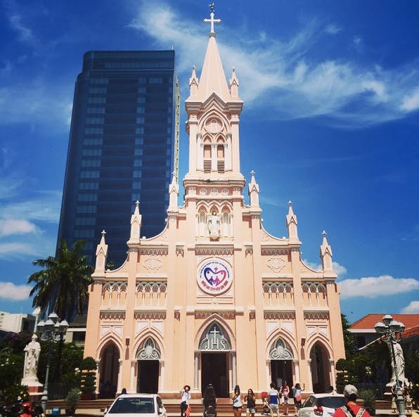 Nhà thờ Chính Tòa Đà Nẵng đóng cửa vì lo ngại dịch Corona