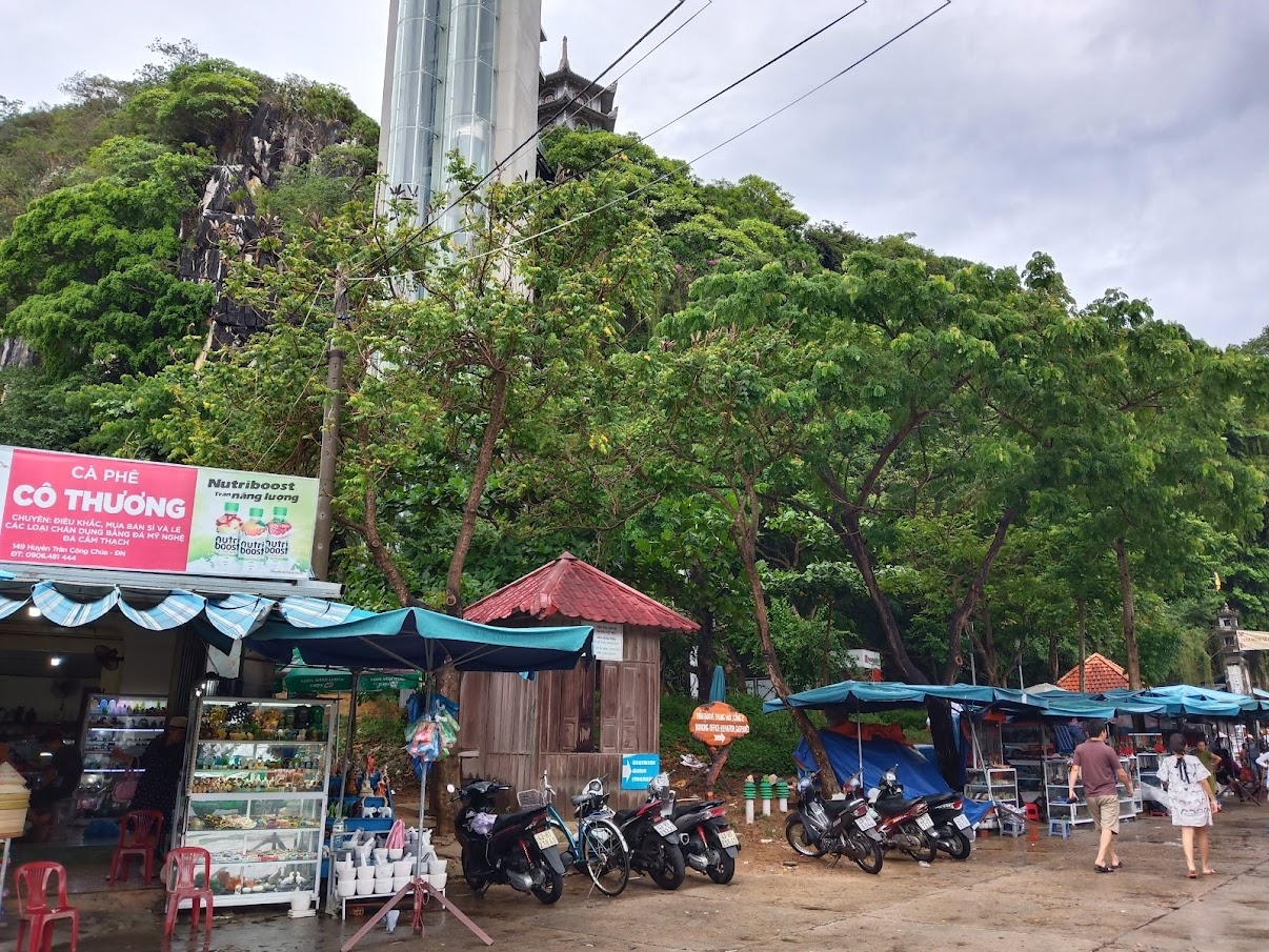 Người lao động ngành Du lịch không mơ thưởng Tết, chỉ muốn có việc làm Người lao động ngành Du lịch không mơ thưởng Tết, chỉ muốn có việc làm