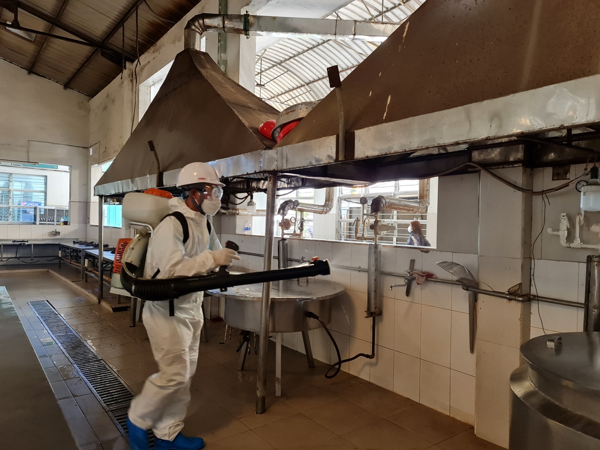 Tạo môi trường làm việc an toàn cho người lao động Tạo môi trường làm việc an toàn cho người lao động