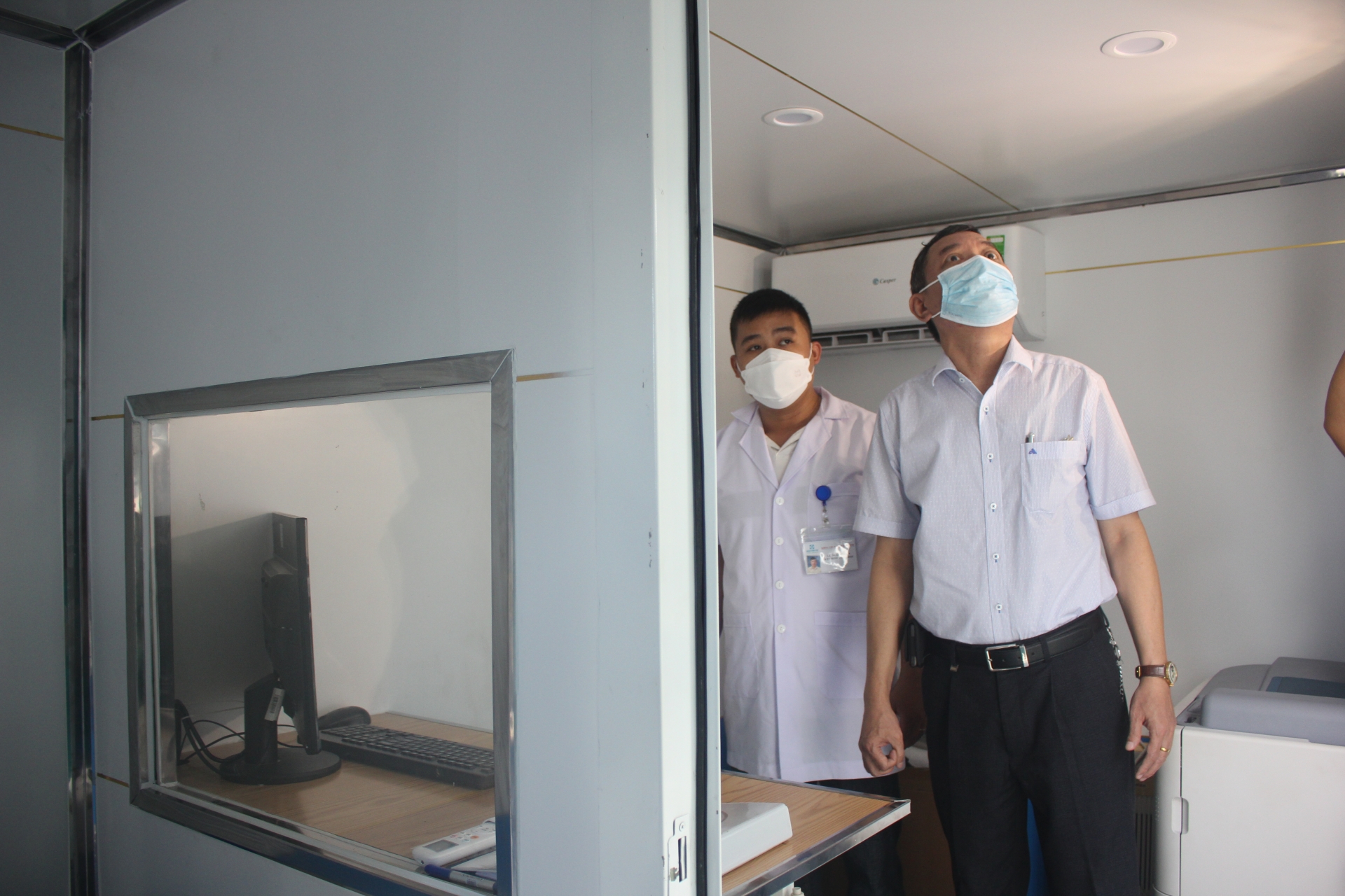 TP. Đà Nẵng: Trạm Y tế lưu động tại Khu công nghiệp Đà Nẵng đi vào hoạt động TP. Đà Nẵng: Trạm Y tế lưu động tại Khu công nghiệp Đà Nẵng đi vào hoạt động