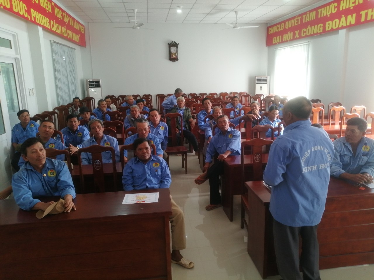 Niềm vui của những xe ôm Ninh Hòa trong Tết Sum vầy 2021