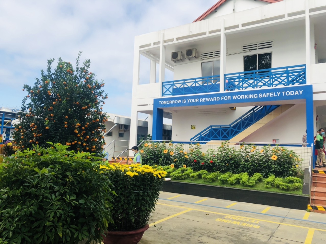 Doanh nghiệp Quảng Nam, TP. Đà Nẵng lì xì người lao động trong ngày đầu năm mới