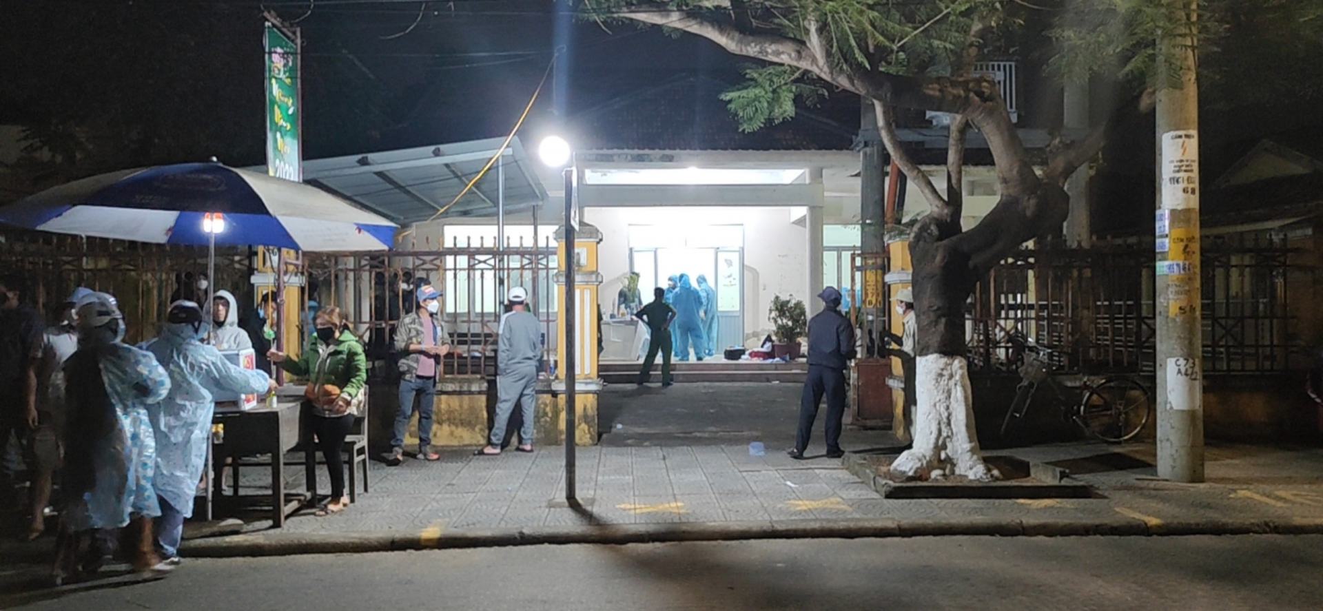 Thêm 2 nạn nhân xấu số được tìm thấy trong vụ lật ca-nô biển Cửa Đại Thêm 2 nạn nhân xấu số được tìm thấy trong vụ lật ca-nô biển Cửa Đại