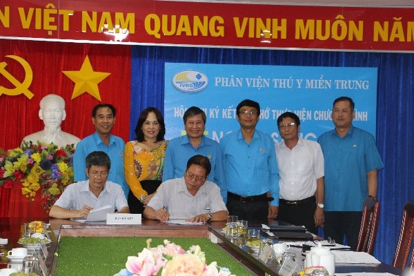 Phân viện Thú y miền Trung ký kết Chương trình 75 nghìn sáng kiến vượt khó, phát triển Phân viện Thú y miền Trung ký kết Chương trình 75 nghìn sáng kiến vượt khó, phát triển