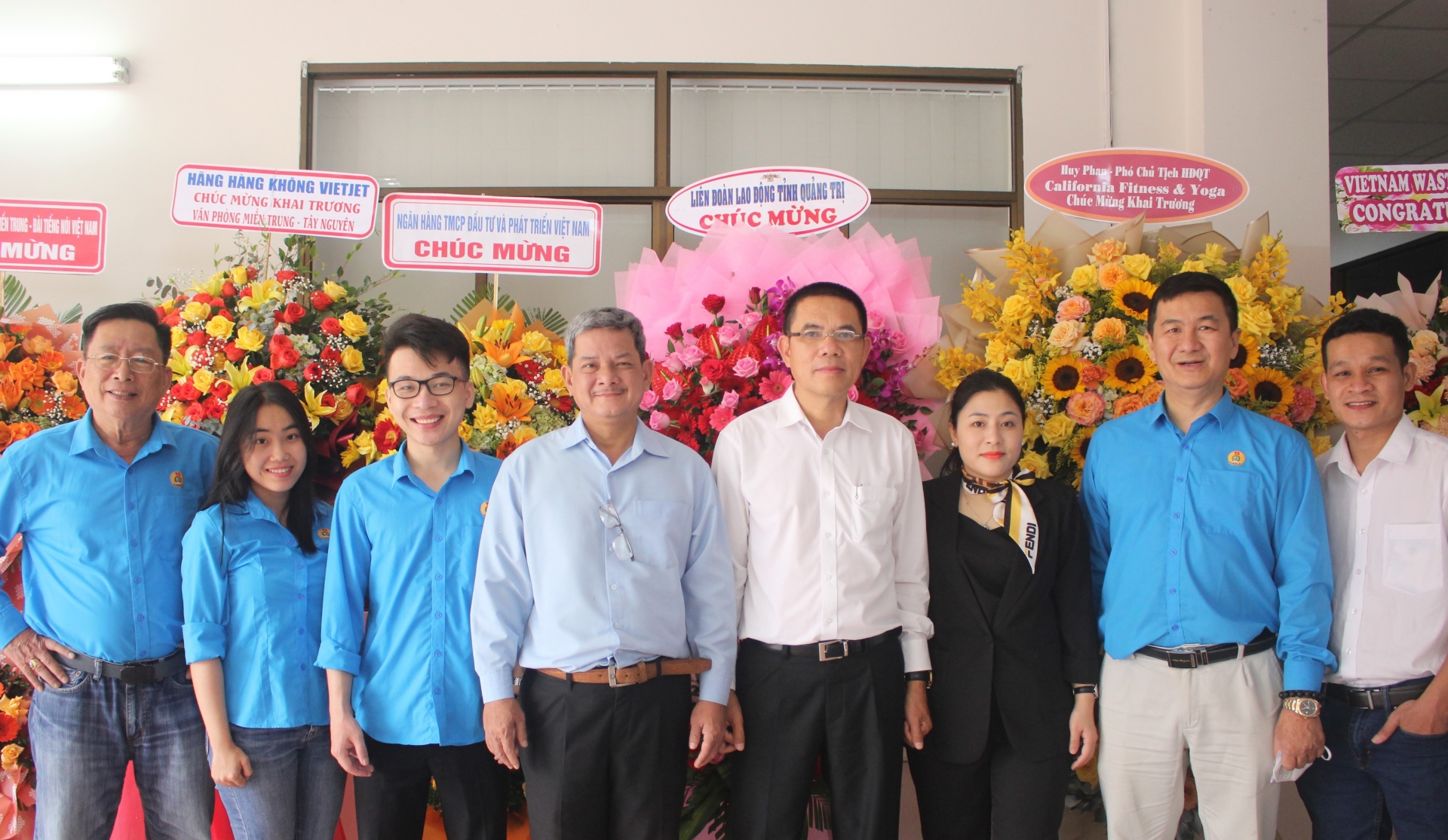 Văn phòng Tạp chí Lao động và Công đoàn bừng tùng chuyển về trụ sở mới Văn phòng Tạp chí Lao động và Công đoàn bừng tùng chuyển về trụ sở mới