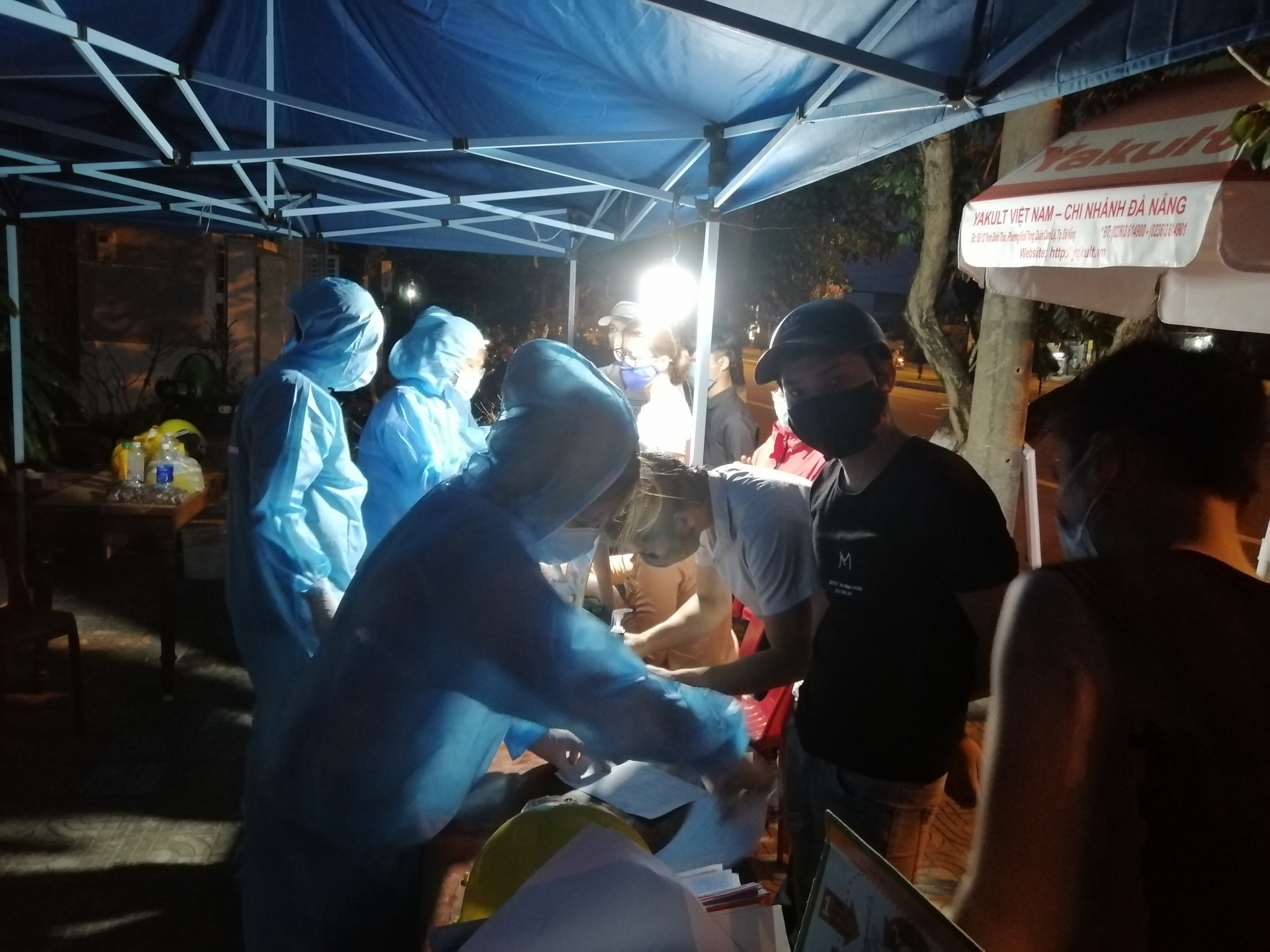 Hàng trăm người từ Hà Nội, TP. HCM về Quảng Nam bị cách ly