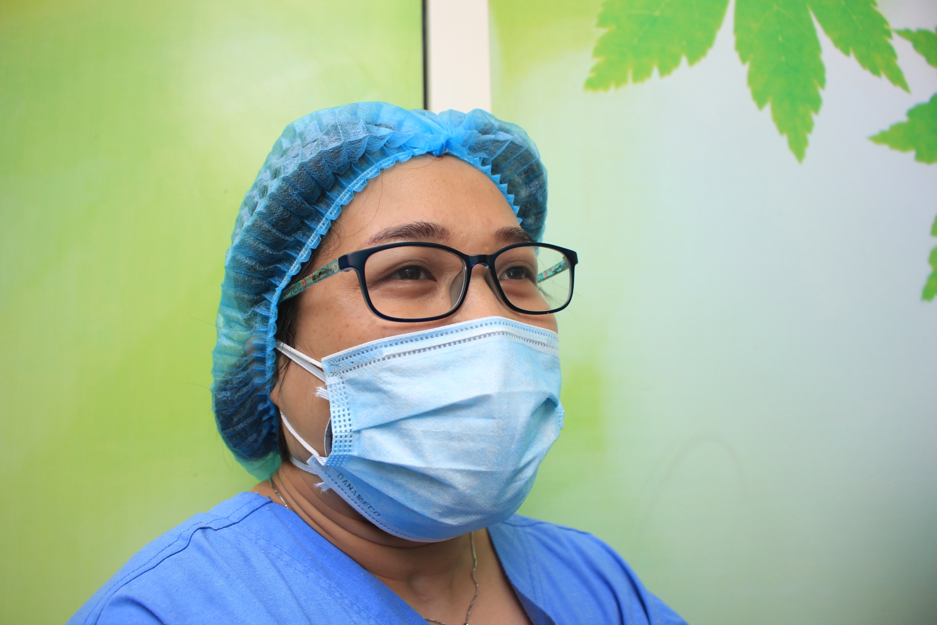 Chuyện về những "chiến sĩ" áo trắng vững vàng nơi tuyến đầu chống dịch chuyen ve nhung chien si ao trang vung vang noi tuyen dau chong dich