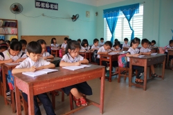 lanh dao tong lien doan lao dong viet nam tham cong nhan bi tai nan lao dong