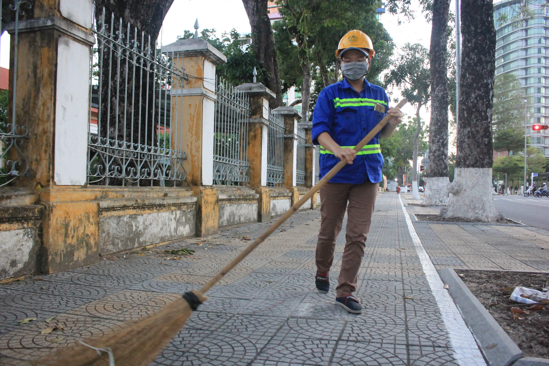 Gặp gỡ chị công nhân với niềm vui nhặt được của rơi trả lại người mất gap go chi cong nhan voi niem vui nhat duoc cua roi tra lai nguoi mat