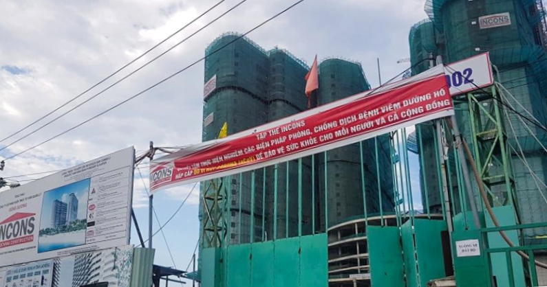 Nam công nhân rơi 17 tầng tử vong được bỏ vào cốp xe chở về bàn giao cho gia đình nam cong nhan roi tu vong tu tang 17 duoc bo vao cop xe cho ve ban giao cho gia dinh