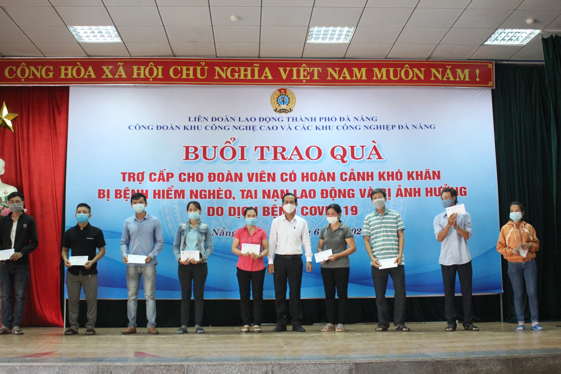 Động viên chia sẻ đoàn viên, công nhân, người lao động khó khăn Động viên chia sẻ đoàn viên, công nhân, người lao động khó khăn