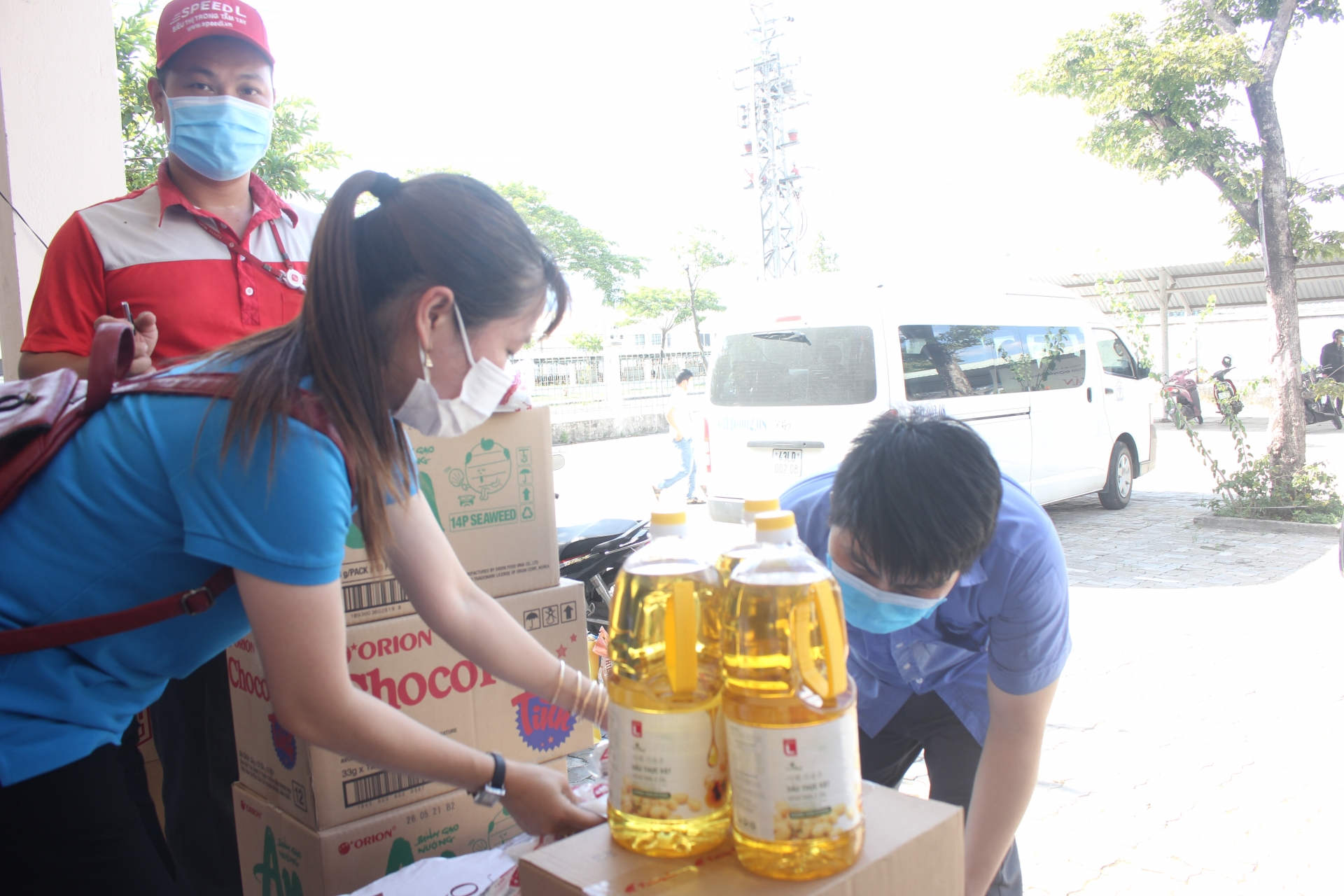 Động viên chia sẻ đoàn viên, công nhân, người lao động khó khăn Động viên chia sẻ đoàn viên, công nhân, người lao động khó khăn