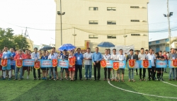 Khai mạc giải bóng đá truyền thống cho công nhân, người lao động