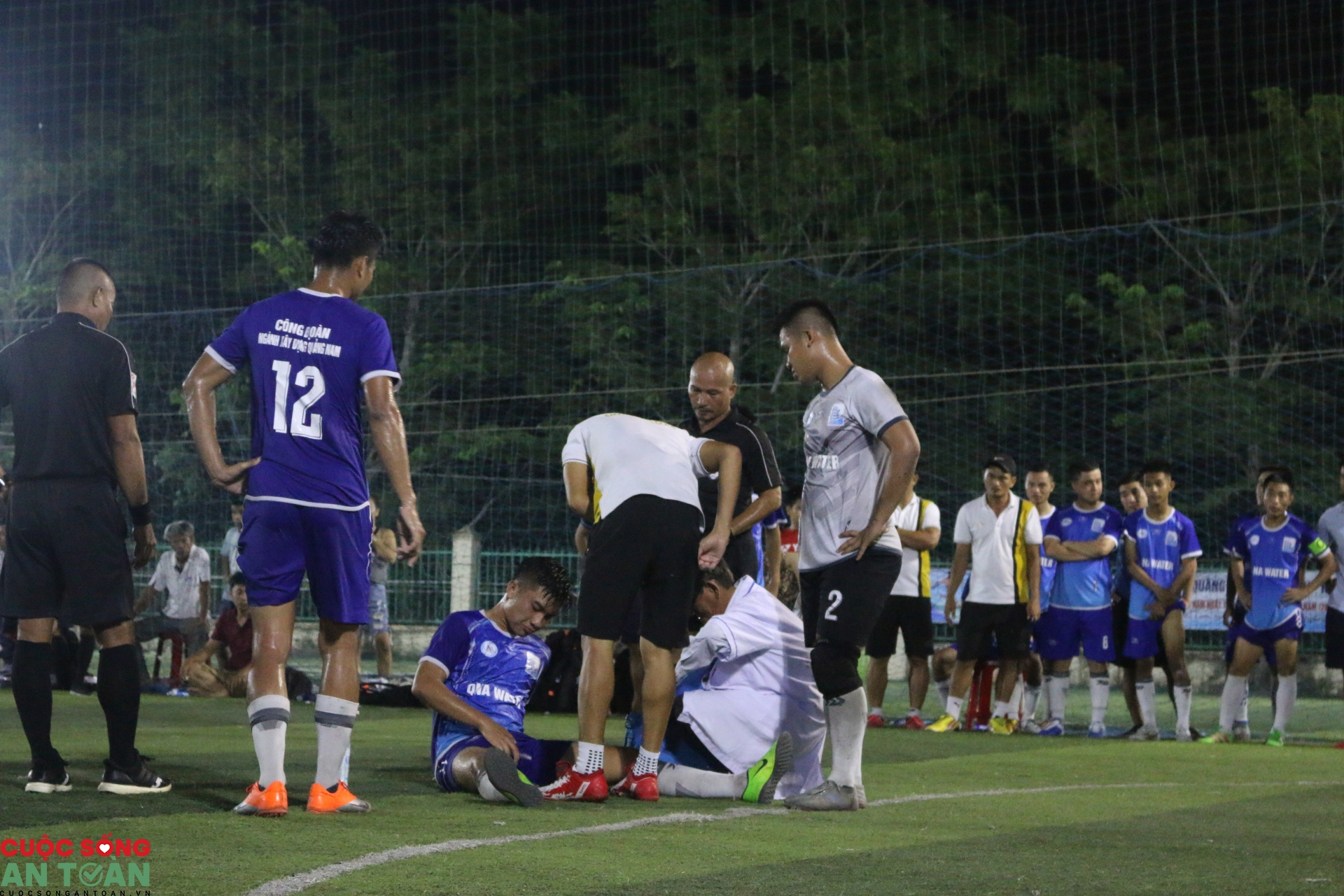 soi noi giai bong da nam cong nhan vien chuc lao dong tinh quang nam