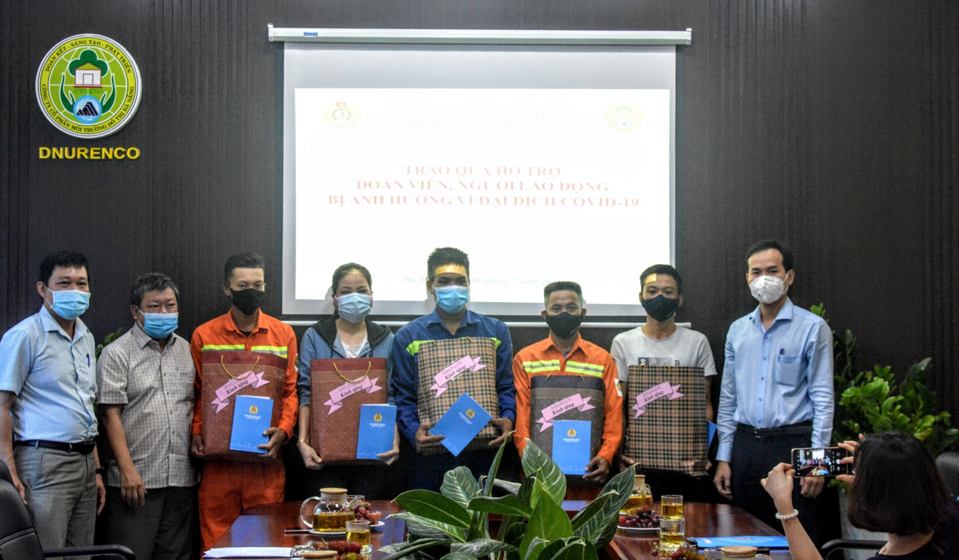 Đà Nẵng: Trao hỗ trợ cho đoàn viên, người lao động thuộc diện F1, F2