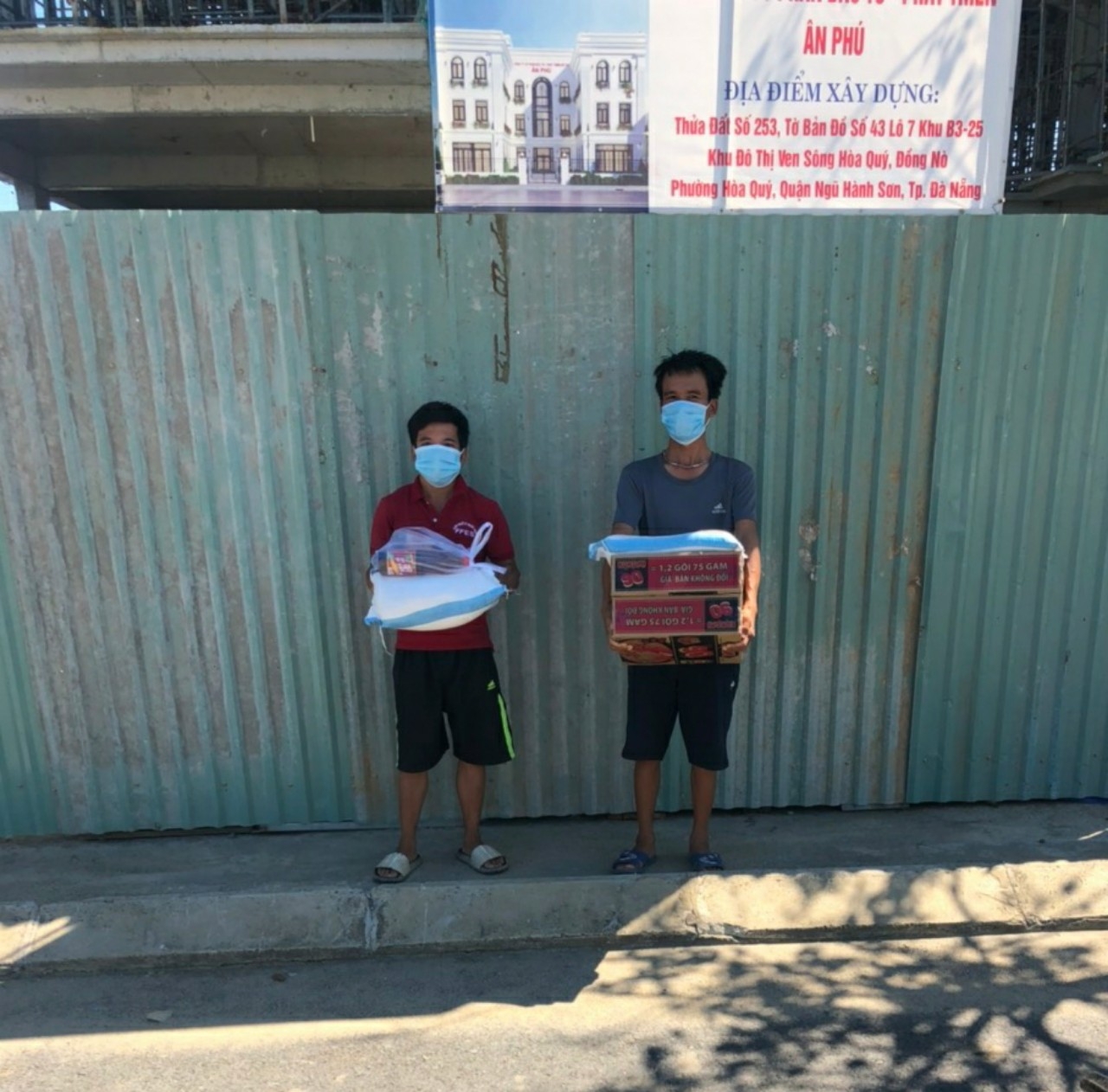 LĐLĐ Đà Nẵng: Đến gần hơn với người lao động khó khăn qua những cuộc gọi