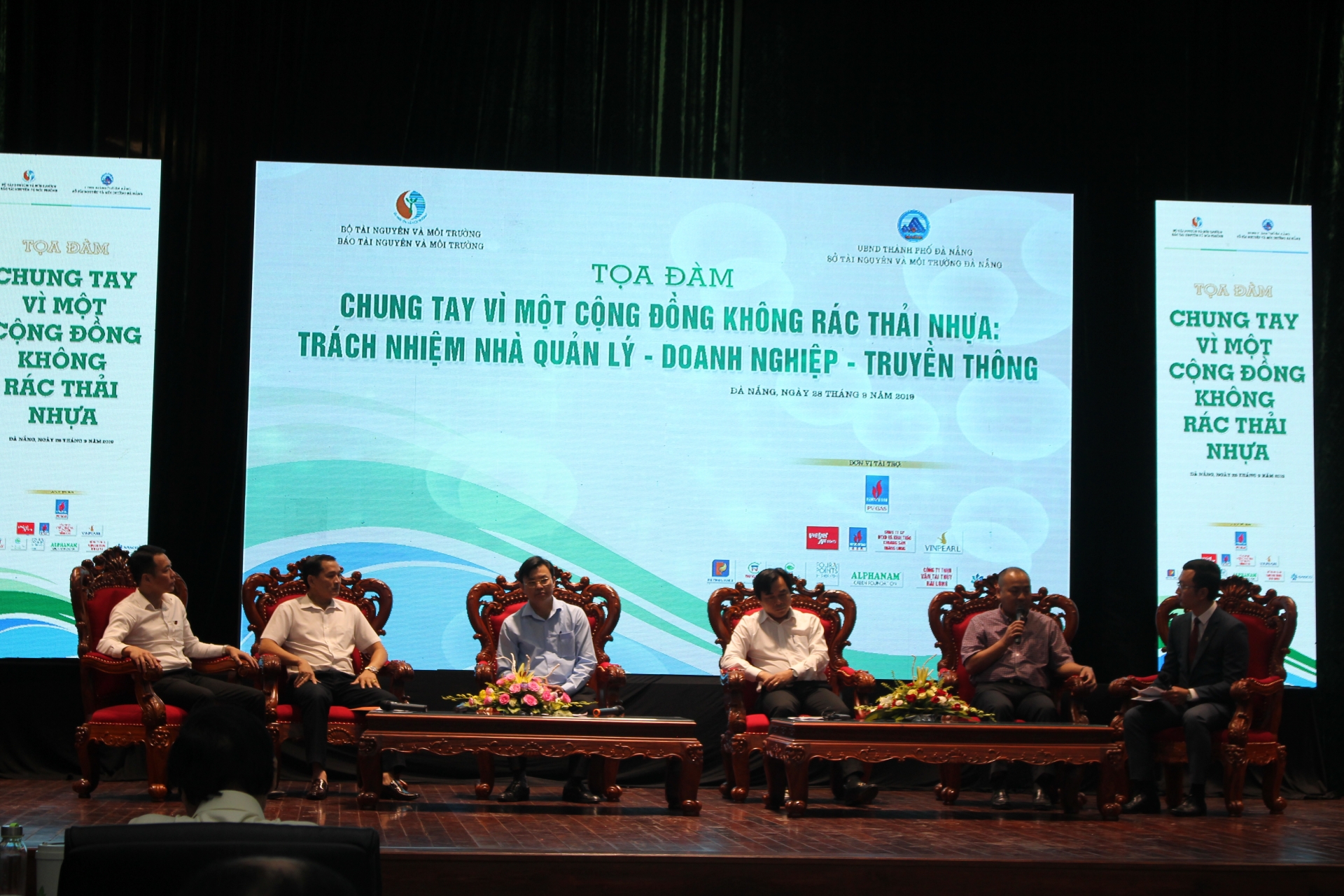 Người dân Đà Nẵng chung tay vì cộng đồng không rác thải nhựa