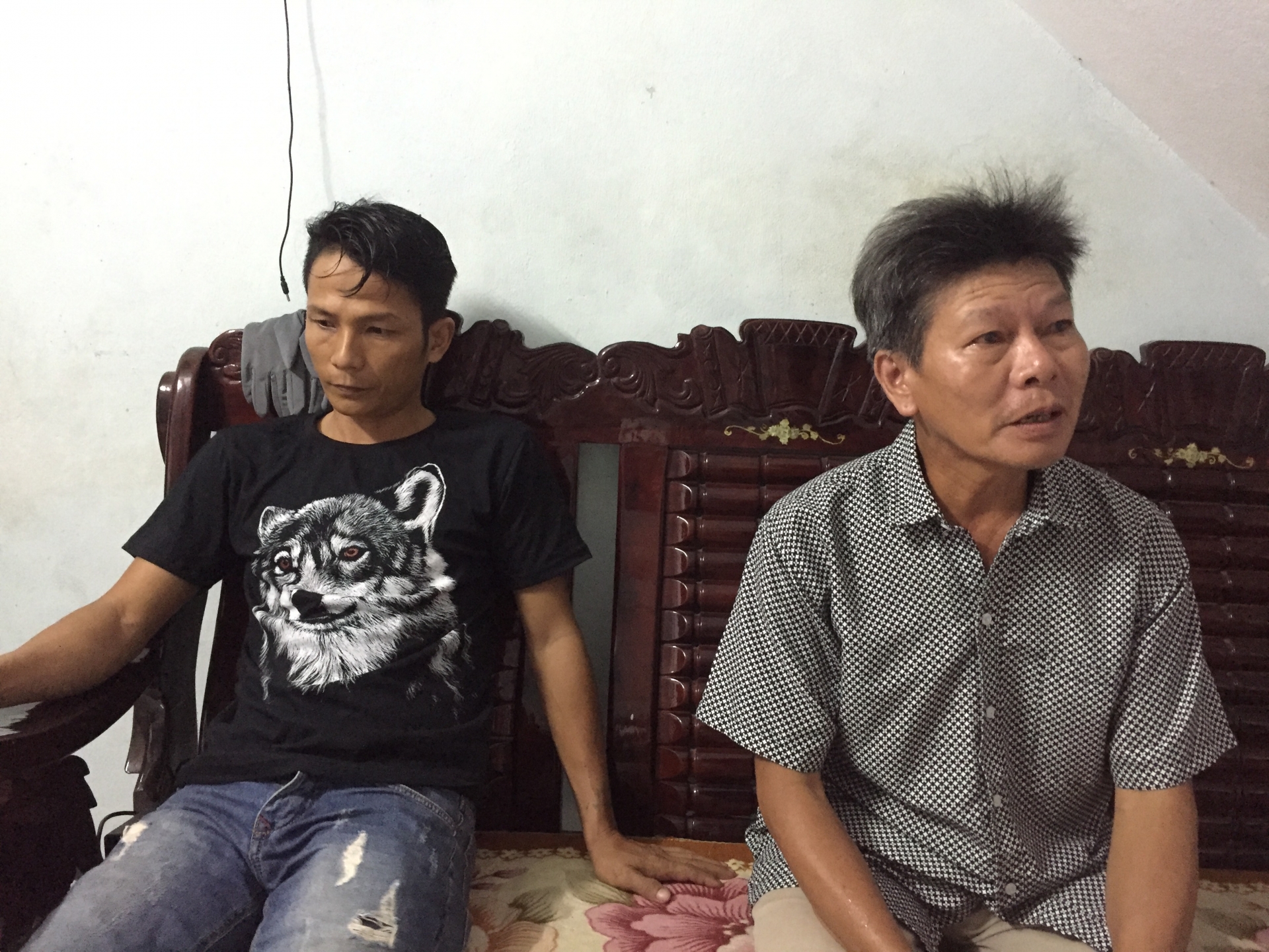 4 nguoi dan ong trong cung gia dinh deu nhiem bui phoi silic