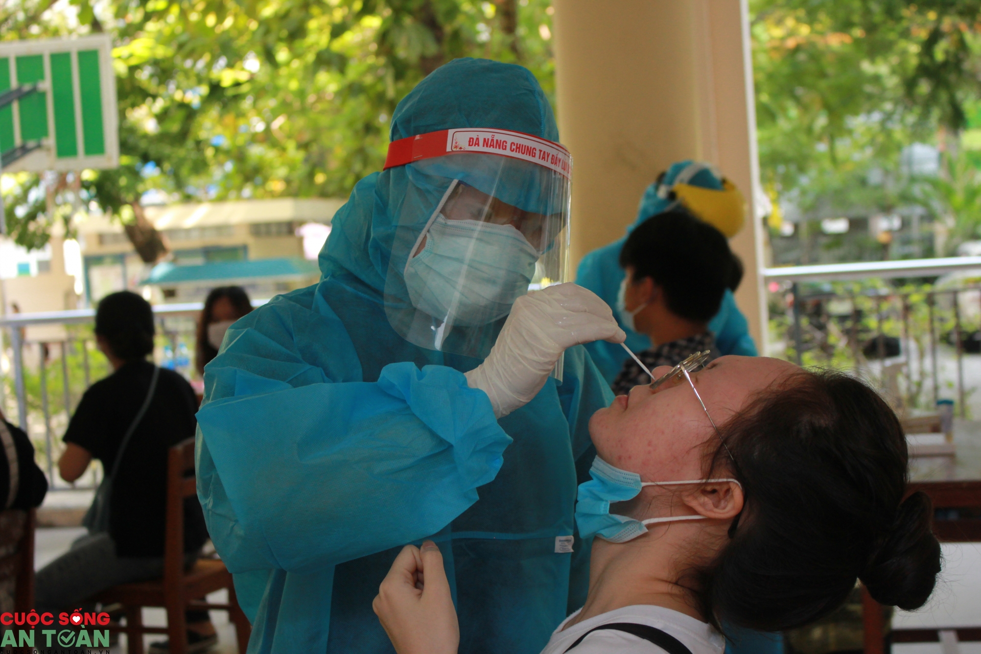 Đà Nẵng: Nhiều phụ huynh và con em người lao động sẵn sàng trước kỳ thi tốt nghiệp