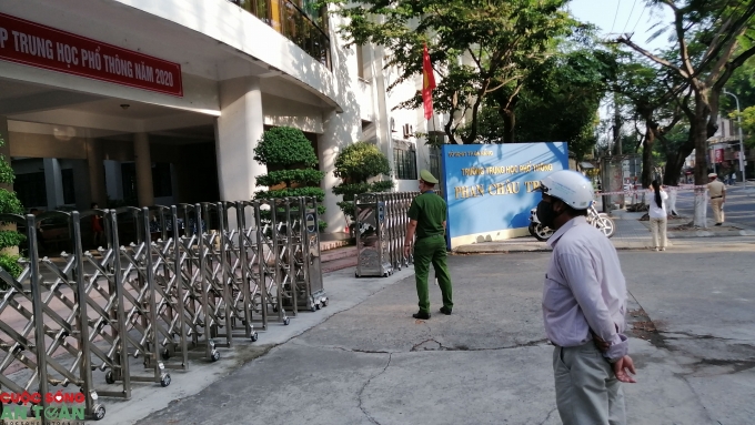 Những hình ảnh đầu tiên tại Đà Nẵng từ các điểm thi tốt nghiệp THPT Quốc gia đợt 2