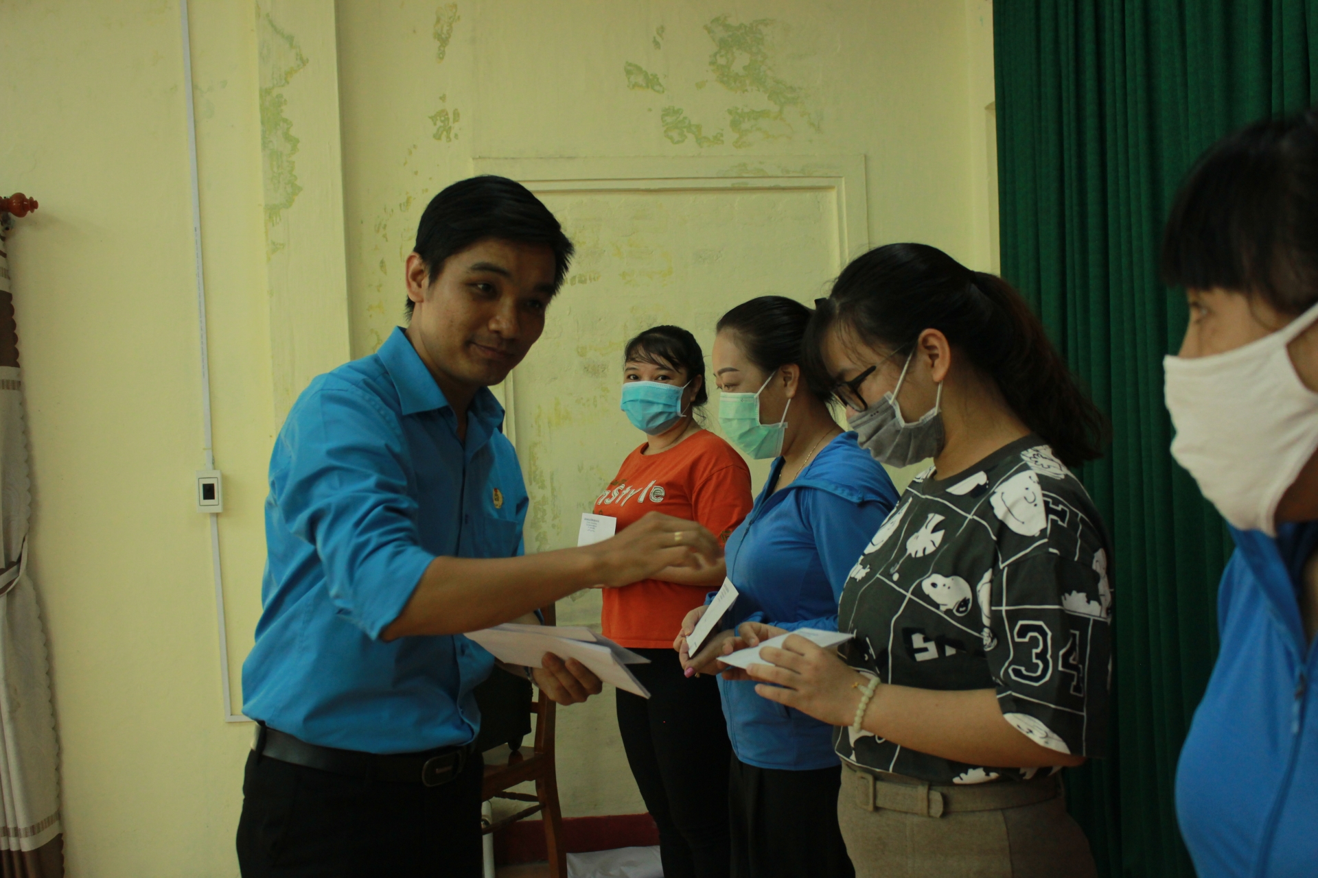 undefined 2848 img 2452