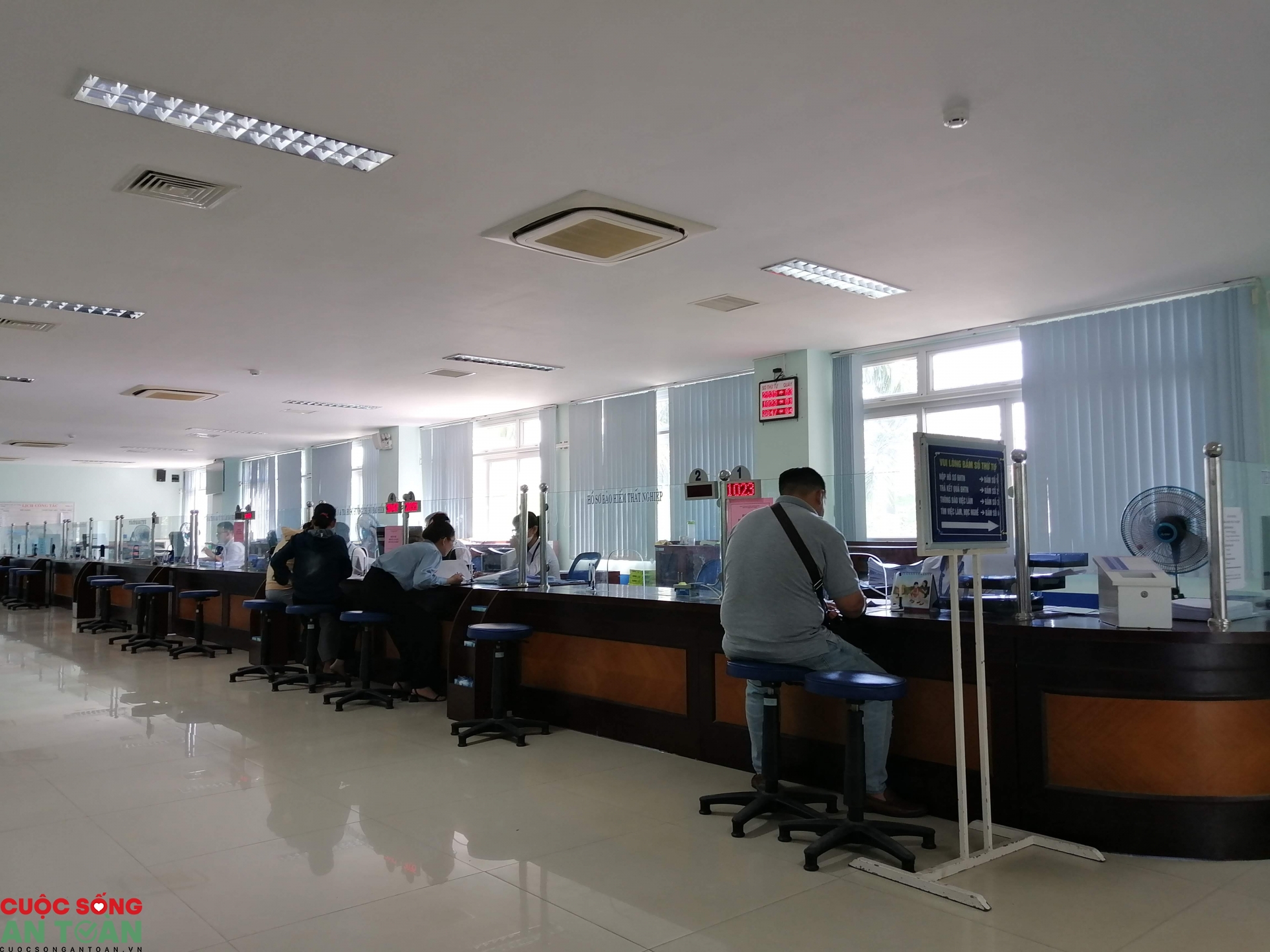 Lao động phổ thông loay hoay tìm việc sau dịch