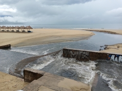 Kiên quyết xử lý nhà hàng, khách sạn ven biển xả bẩn ra môi trường