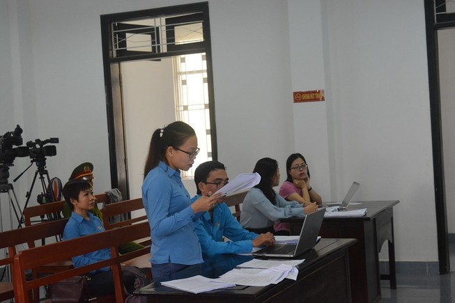 Xét xử vụ 196 công nhân lao động kiện công ty TBO Vina đòi tiền lương xet xu vu 196 cong nhan lao dong kien cong ty tbo vina doi tien luong