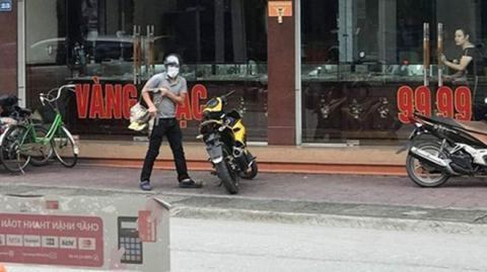 lat lai nhung vu dung sung cuop tiem vang cac doi tuong ngay cang lieu linh