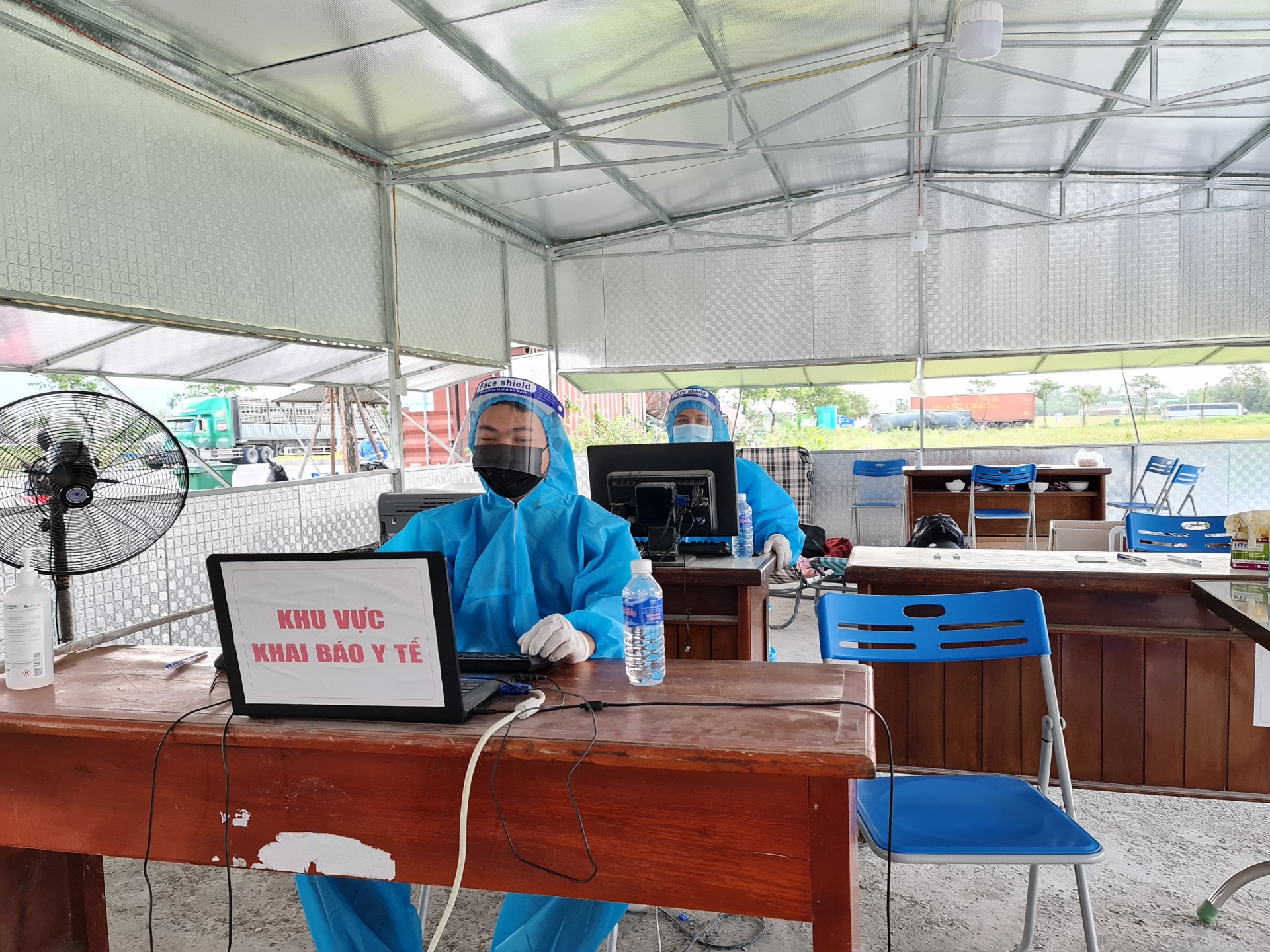 Tiếng nói của các tình nguyện viên chống dịch đã được lắng nghe Tiếng nói của các tình nguyện viên chống dịch đã được lắng nghe