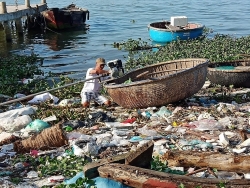 thang luong thu 13 het vo tay vo con vao tay ai