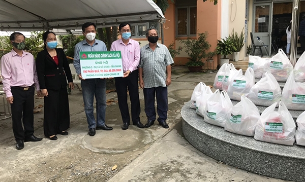 Chung tay cùng Chính phủ và cộng đồng phòng, chống dịch Covid-19