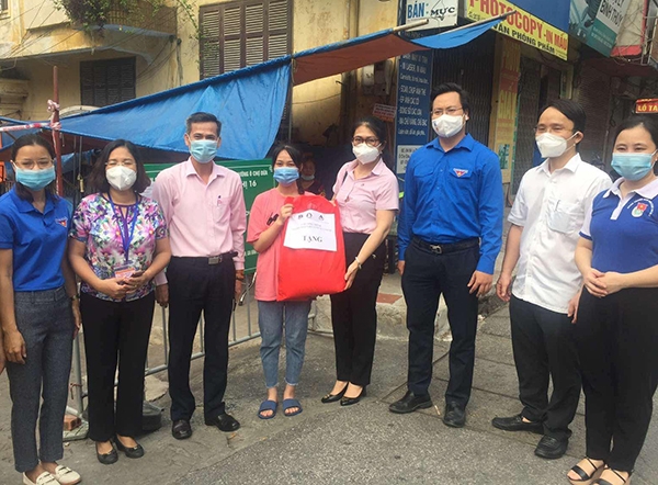 Chung tay cùng Chính phủ và cộng đồng phòng, chống dịch Covid-19