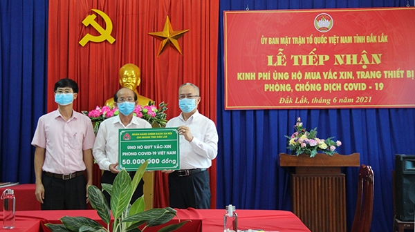 Chung tay cùng Chính phủ và cộng đồng phòng, chống dịch Covid-19