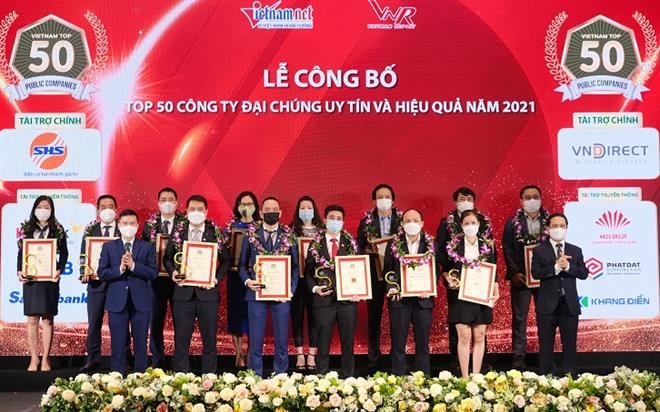 Vietcombank lọt Top 50 công ty đại chúng uy tín và hiệu quả