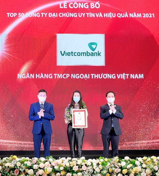 Vietcombank lọt Top 50 công ty đại chúng uy tín và hiệu quả