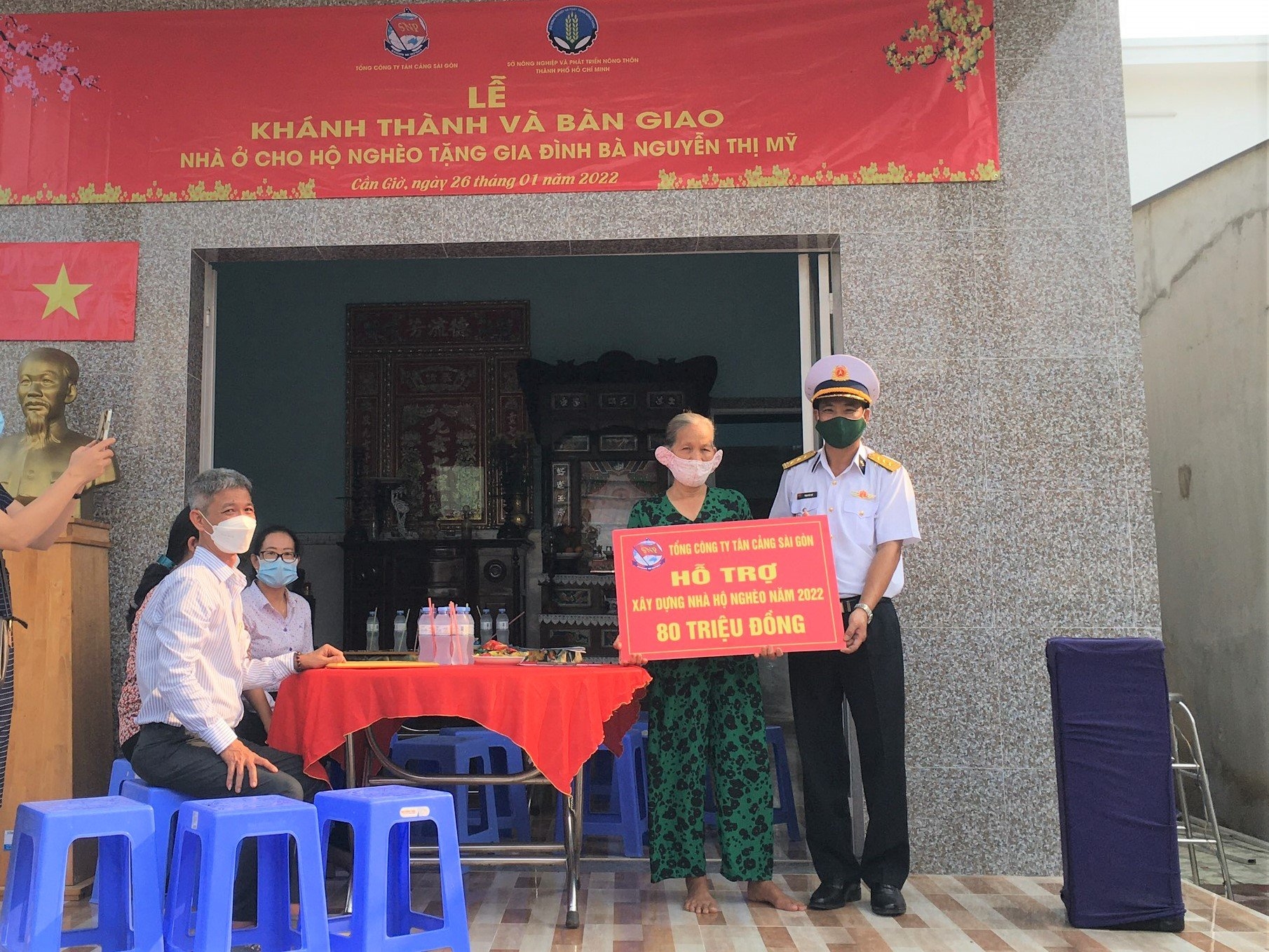 ”Tôi đã có ngôi nhà vững chắc để đón Tết cùng con cháu, cảm ơn Tổng công ty Tân Cảng Sài Gòn