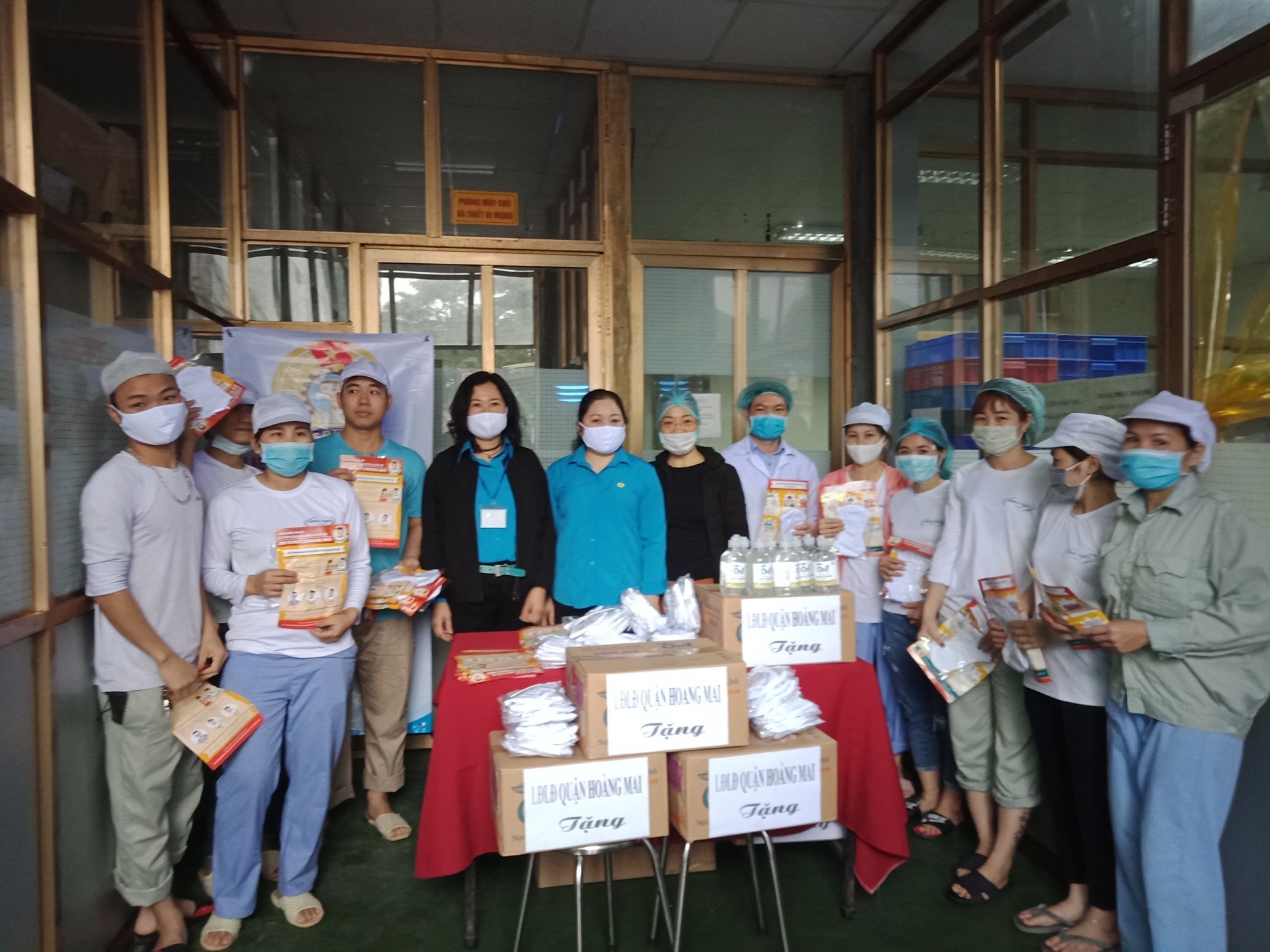 Công đoàn Thủ đô hỗ trợ 1.500 đoàn viên ảnh hưởng bởi dịch Covid-19 cong doan thu do ho tro 1500 doan vien anh huong boi dich covid 19