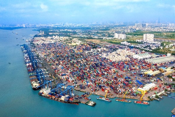 Công đoàn “cầu nối” để doanh nghiệp phát triển Công đoàn “cầu nối” để doanh nghiệp phát triển