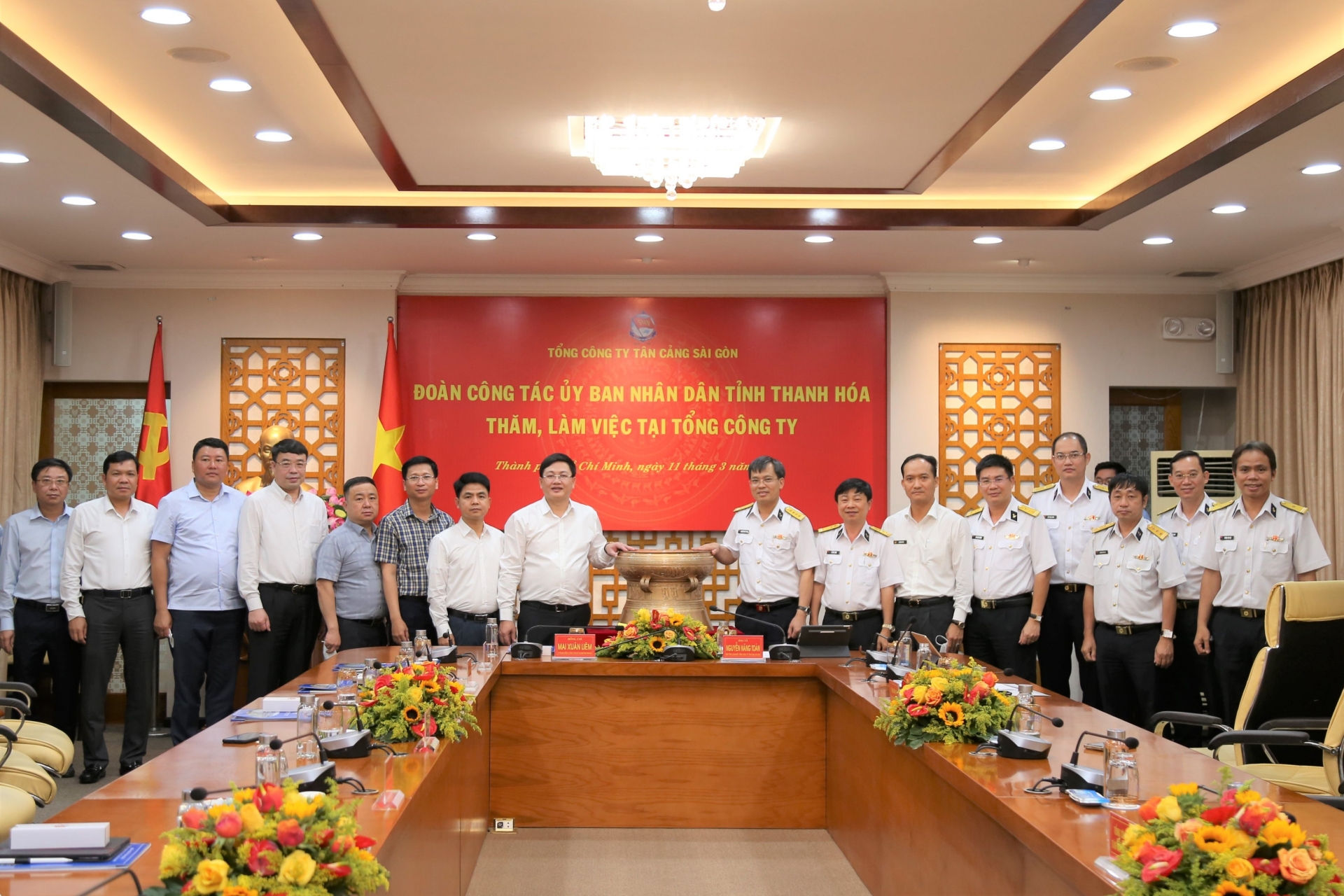 Trao đổi kinh nghiệm về triển khai, vận hành khai thác các ngành Kinh tế biển Trao đổi kinh nghiệm về triển khai, vận hành khai thác các ngành Kinh tế biển