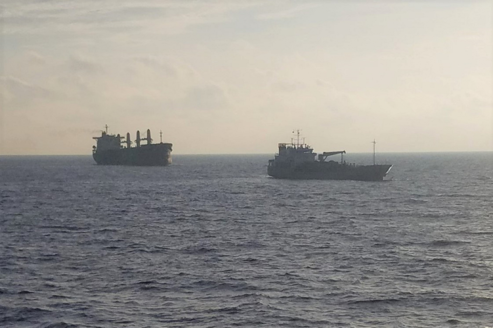 Cứu kéo Tàu Pacific 07 bị hỏng máy trên biển, 19 thuyển viên được an toàn