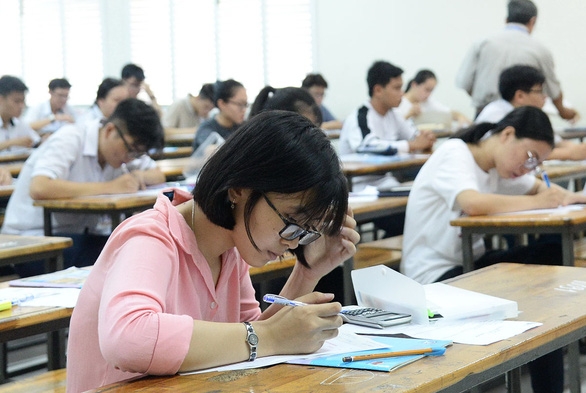 Để địa phương tổ chức kì thi tốt nghiệp THPT: "Nếu họ gian lận thì làm sao?" de dia phuong to chuc ki thi tot nghiep thpt neu ho gian lan thi lam sao