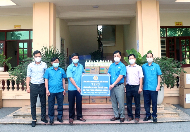 Tập đoàn Hóa chất Việt Nam: Đảm bảo an toàn sản xuất, nỗ lực thực hiện mục tiêu “kép” Tập đoàn Hóa chất Việt Nam: Đảm bảo an toàn sản xuất, nỗ lực thực hiện mục tiêu “kép”