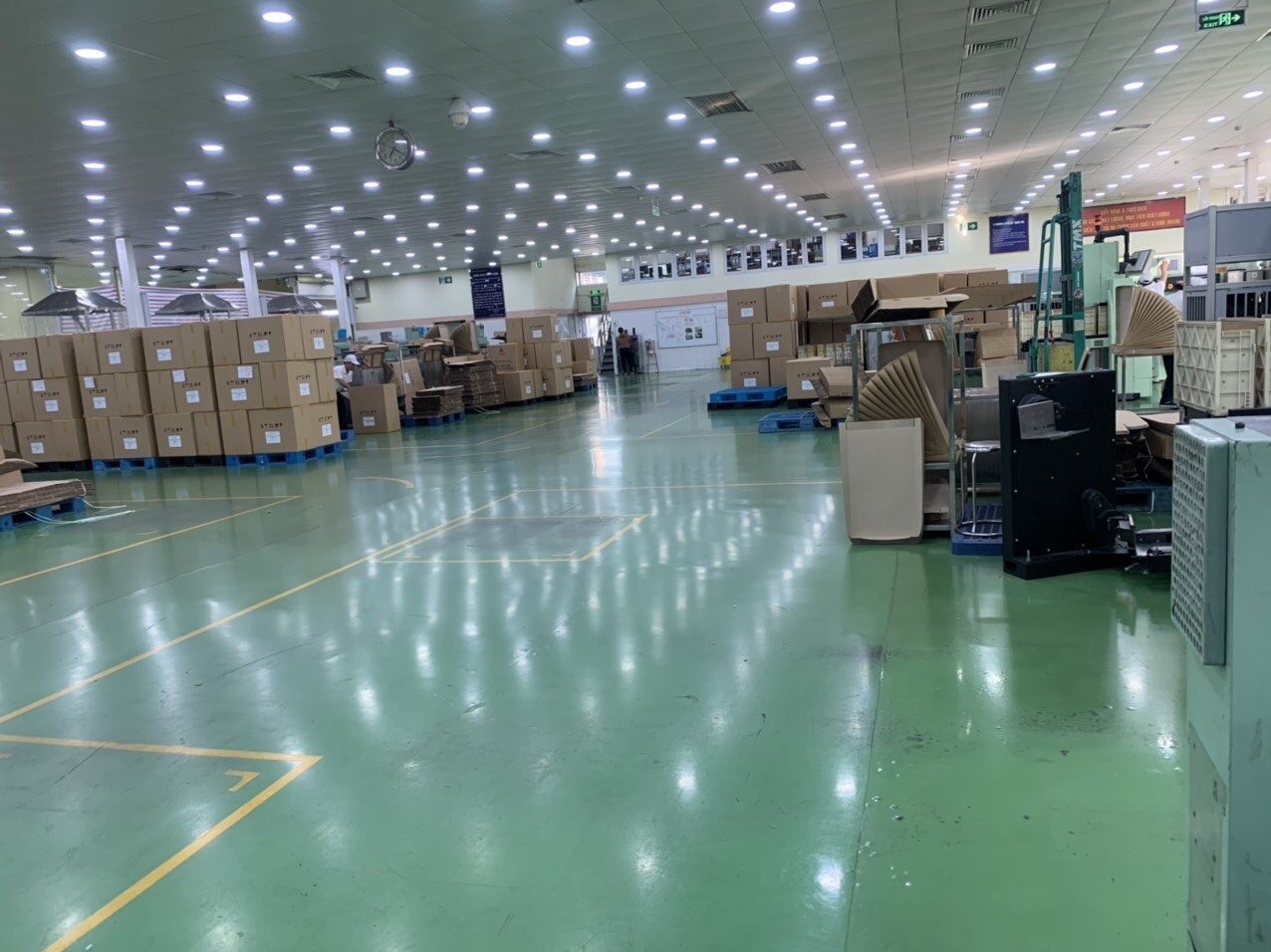 “An toàn vệ sinh lao động, phòng chống cháy nổ là nhiệm vụ sống còn” “An toàn vệ sinh lao động, phòng chống cháy nổ là nhiệm vụ sống còn”