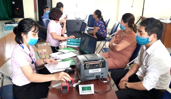 Ngân hàng Chính sách Xã hội VN: Không để dịch Covid-19 ảnh hưởng đến dịch vụ khách hàng Ngân hàng Chính sách Xã hội VN: Không để dịch Covid-19 ảnh hưởng đến dịch vụ khách hàng