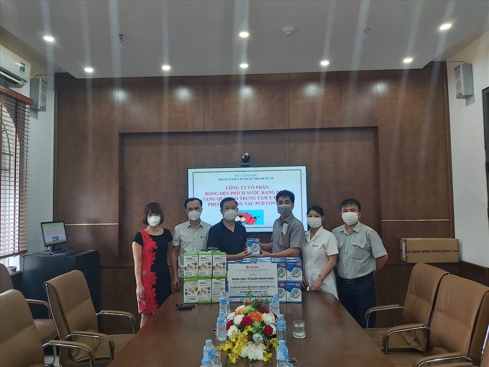 Công ty CP Bóng đèn Phích nước Rạng Đông: Chung tay cùng cả nước đẩy lùi dịch Covid-19 Công ty CP Bóng đèn Phích nước Rạng Đông: Chung tay cùng cả nước đẩy lùi dịch Covid-19