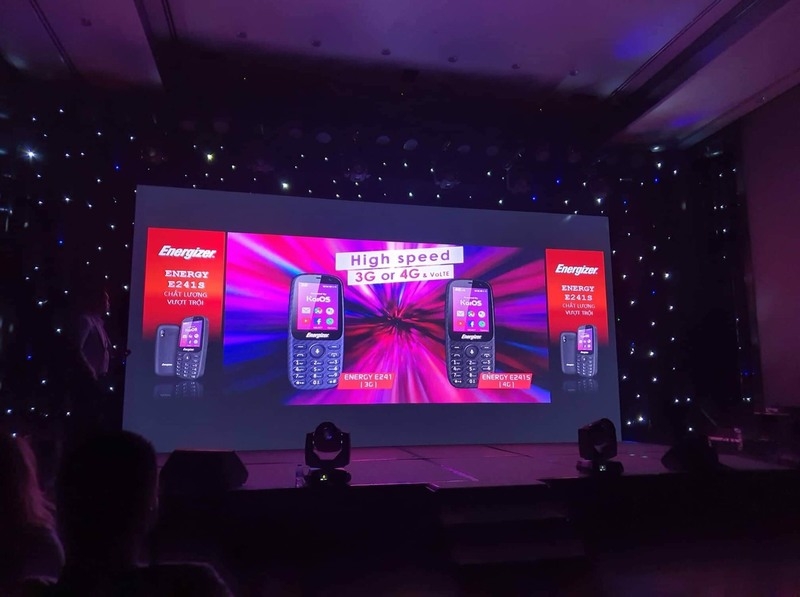 energizer trinh lang loat dien thoai moi tai viet nam